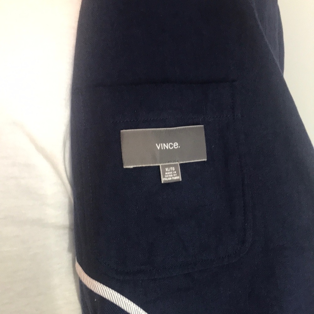 Vince Blue Sport Coat with Notched Lapel and Textured Fabric. MensXL - Picture 7 of 8